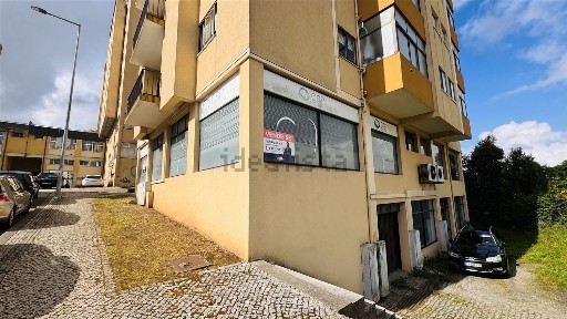 Espaço comercial à venda em São João da Madeira