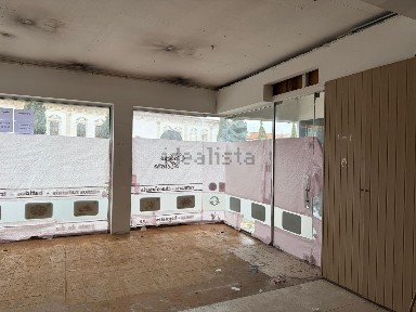 Espaço comercial à venda na Avenida Santa Joana s/n