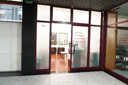 Espaço comercial à venda na Avenida Doutor Albino dos Reis