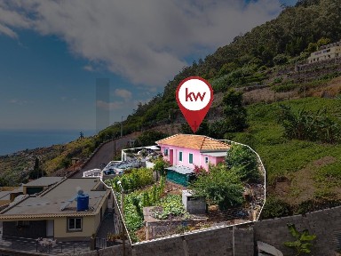 Moradia independente à venda em Arco da Calheta