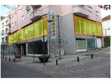 Espaço comercial à venda em São João da Madeira