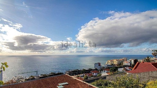 Casa ou moradia à venda na Ajuda - Amparo - Piornais