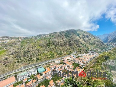 Moradia independente à venda em Ribeira Brava