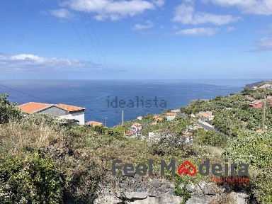 Moradia independente à venda em Ribeira Brava