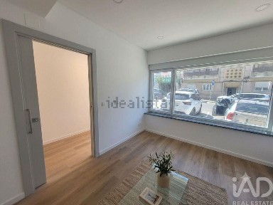 Apartamento T2 à venda em Almada