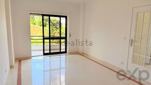 Apartamento T3 à venda na Avenida Arsenal do Alfeite s/n
