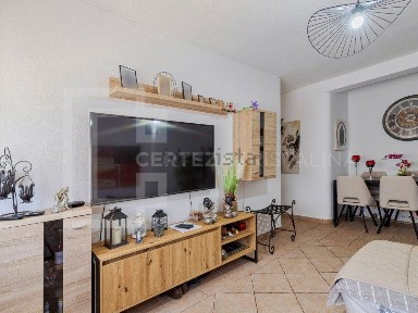 Apartamento T3 à venda na Rua João Albino