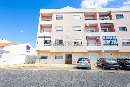 Apartamento T2 à venda na Rua Manuel Godinho de Matos
