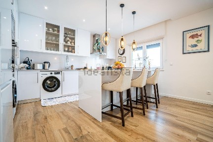 Apartamento T3 à venda na Val'Flores