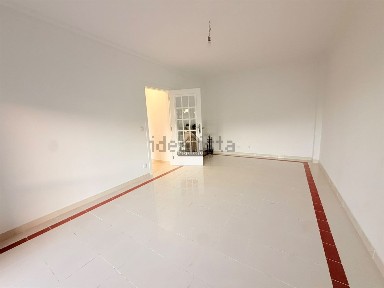 Apartamento T3 à venda no N10, 396 e