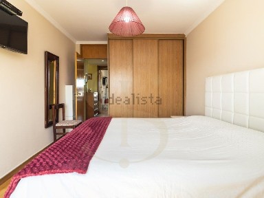 Apartamento T3 à venda na Rua da Boa Esperança