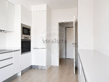 Apartamento T3 à venda na Rua do Francisquinho