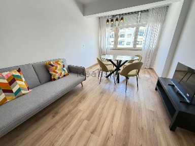Apartamento T2 à venda na Rua Augusto Machado, 11