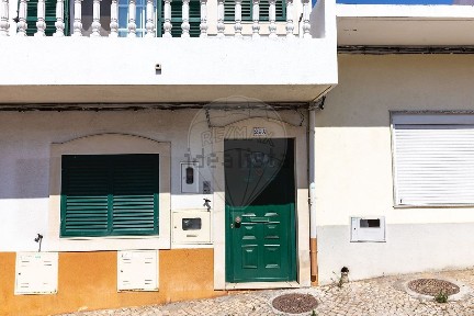 Apartamento T2 à venda no Beco do Sino Grande