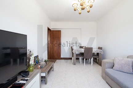 Apartamento T2 à venda na Casal do Marco, 166