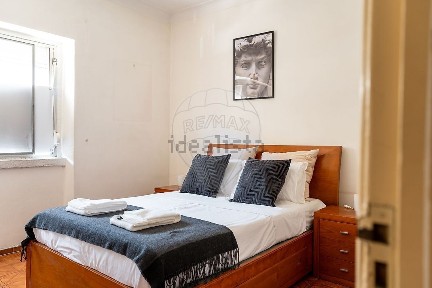 Apartamento T3 à venda na Rua General Humberto Delgado