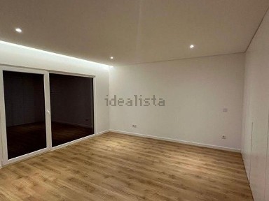 Apartamento T3 à venda na Corte das Cheias