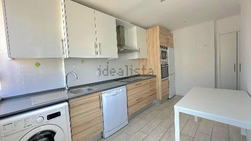 Apartamento T2 à venda na Avenida Dom Nuno Álvares Pereira s/n