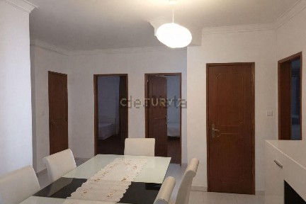 Apartamento T1 à venda na Cruz de Pau