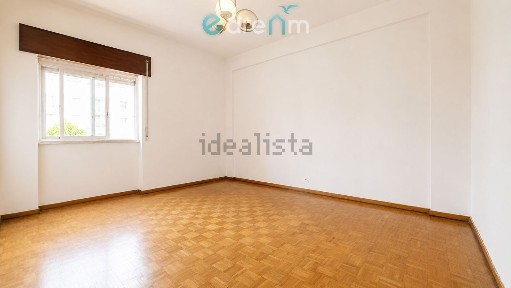 Apartamento T3 à venda na Rua Olavo Bilac