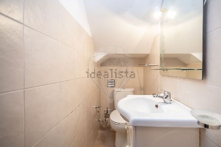 Apartamento T3 à venda na Praceta Gomes Teixeira