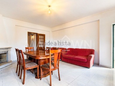 Apartamento T3 à venda na Casal Bolinhos