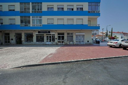 Apartamento T2 à venda na Rua Sá de Miranda, 6
