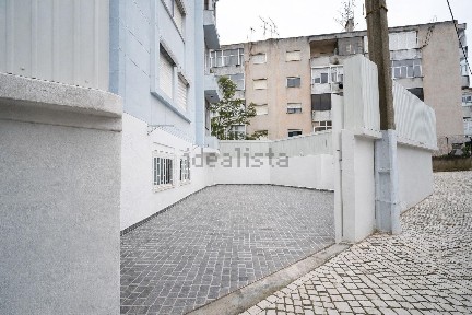 Apartamento T2 à venda na Rua Dom Carlos i, 31
