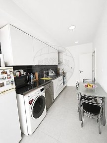 Apartamento T3 à venda na Travessa Aníbal Palmela