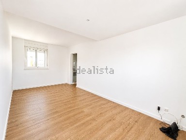 Apartamento T2 à venda na Rua Ferreira de Castro