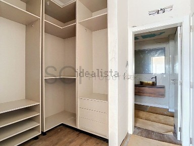 Apartamento T3 à venda em Palhais e Coina