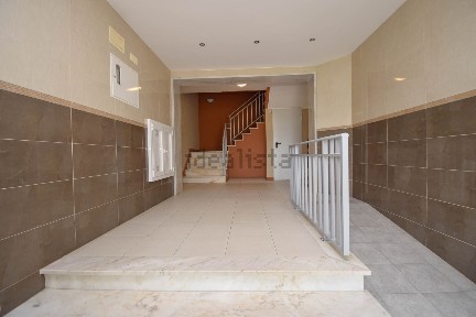 Apartamento T2 à venda na Rua Maria Beatriz Mexia, 27