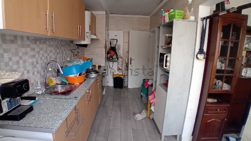 Apartamento T2 à venda na Rua António Botto s/n