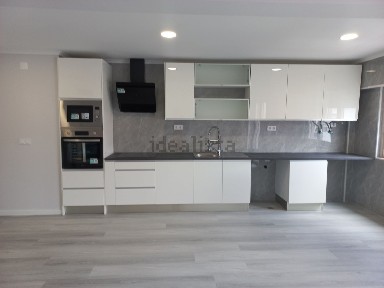 Apartamento T4 à venda na Cruz de Pau