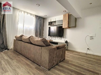Apartamento T3 à venda na Rua Rosas do Pombal