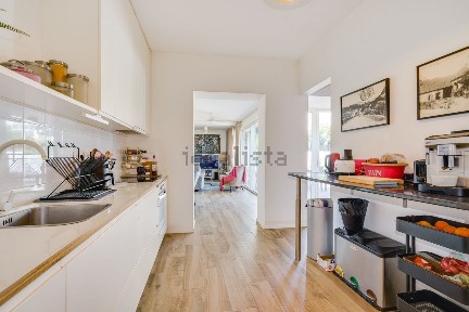Apartamento T2 à venda na Rua Doutor Ciprião de Figueiredo, 31