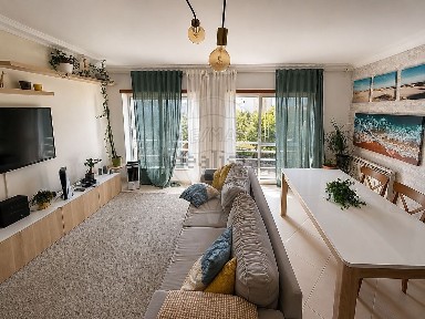 Apartamento T3 à venda na Praceta 24 de Agosto