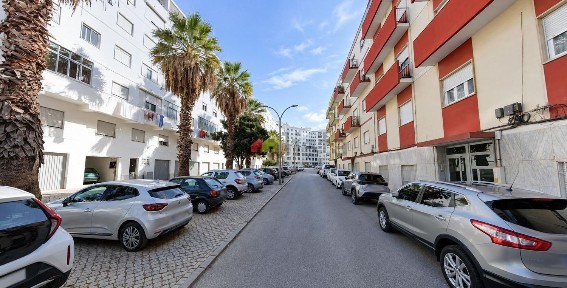 Apartamento T2 à venda na Quatro Caminhos