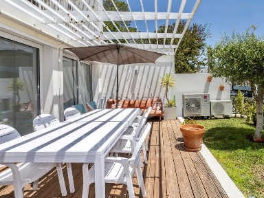 Apartamento T2 à venda na Rua Padre João Honório Ferreira, 31