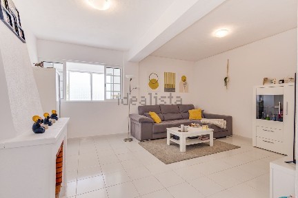Apartamento T4 à venda na Rua das Acácias
