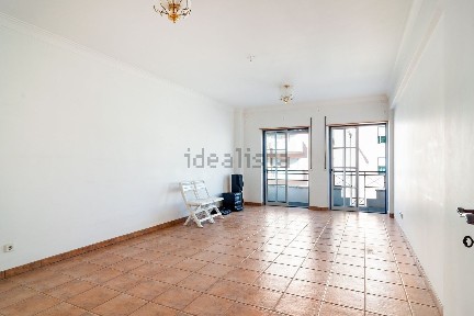 Apartamento T1 à venda na Rua João Azevedo