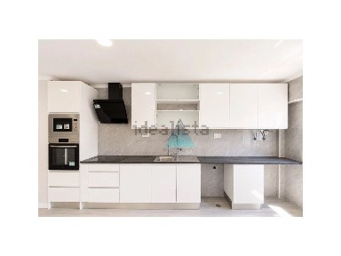 Apartamento T4 à venda na Cruz de Pau