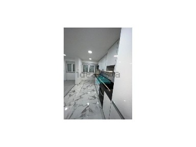 Apartamento T2 à venda na Paivas
