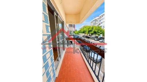 Apartamento T3 à venda no Bairro do Liceu - Vanicelos