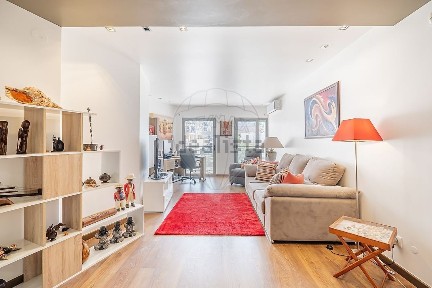 Apartamento T2 à venda na Rua de Santa Teresa