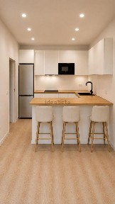 Apartamento T1 à venda na Rua do Juncal s/n