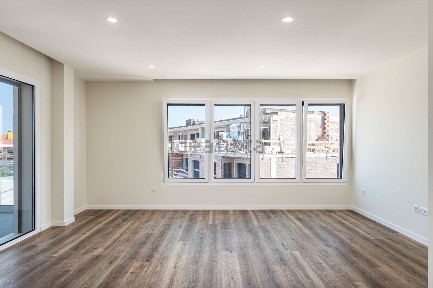 Apartamento T5 à venda no Centro do Montijo
