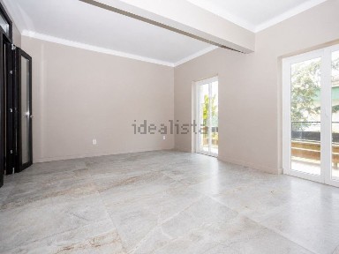 Apartamento T3 à venda em Almada