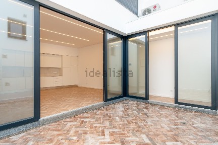 Apartamento T3 à venda na Escadinhas do Castelo