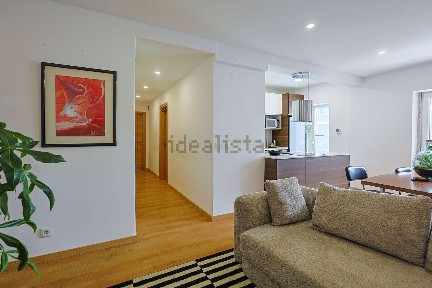 Apartamento T2 à venda na Rua da Vinha, 2